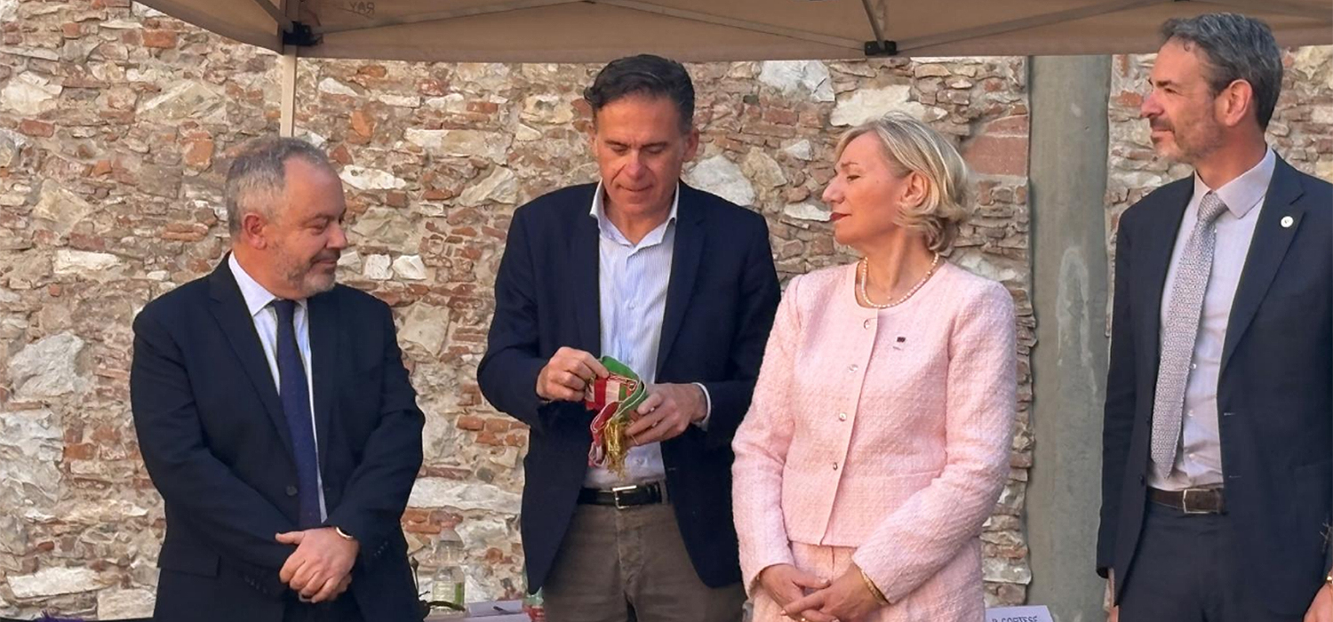 El profesor José María Pérez Monguió, distinguido en Pisa por su trayectoria académica y su compromiso ético
